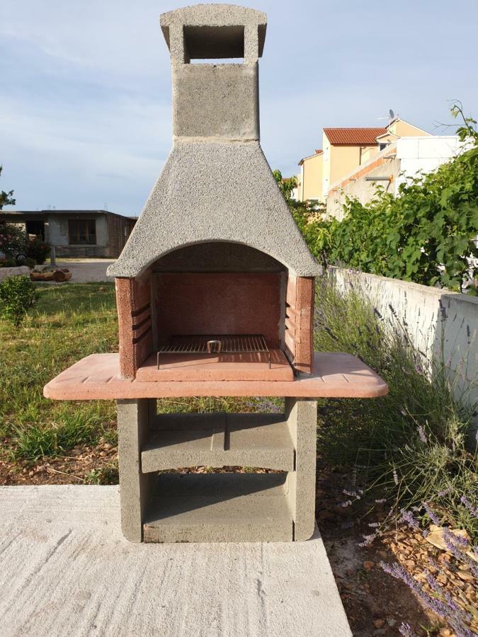 Home Lucic ロゾヴァック エクステリア 写真